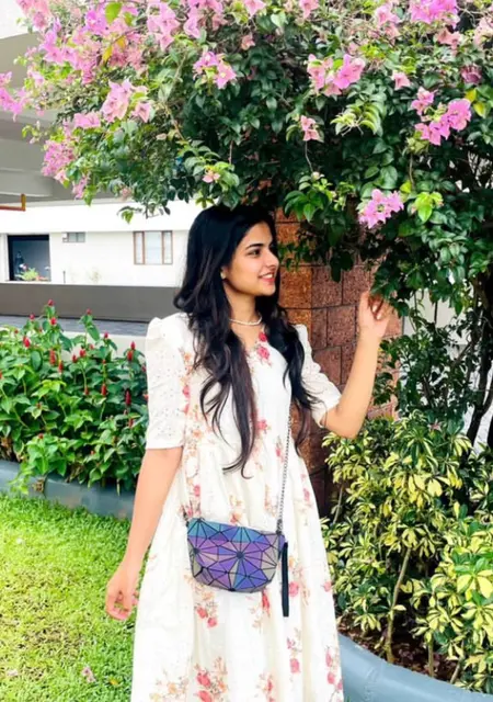 Priyanshi из Индаур, ищу на сайте постоянные отношения