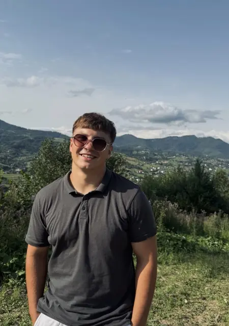 Сергій из Киева, ищу на сайте знакомства на одну ночь