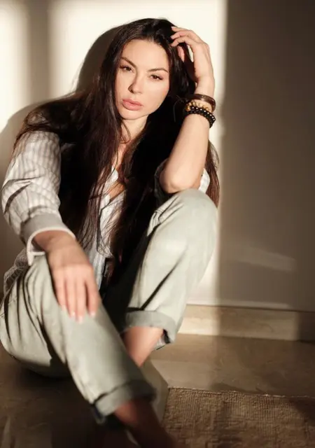 Wendy из Бухареста, мне 31, познакомлюсь для открытые отношения