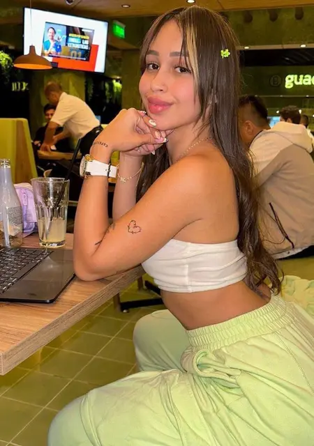 Yulia из Амстердама, мне 26, познакомлюсь для общения