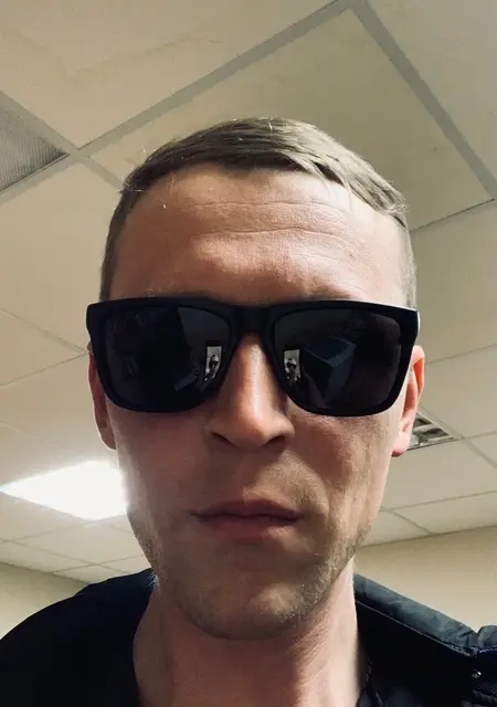 Я Сергей, 37 років з Новопсков, шукаю знайомства на одну ніч