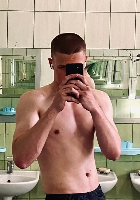 Максим из Гродно, ищу на сайте открытые отношения