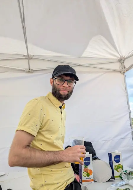 Адам из Варшавы, ищу на сайте дружбу