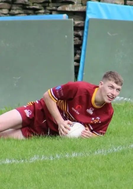 I'm Logan, 22 from Huddersfield, seeking connections for no strings attached