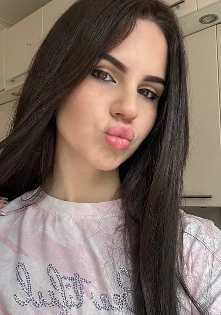 Я Mary, 21 років, знайомлюсь без зобов'язань у Черкасах