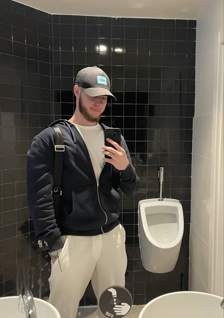 Cristi из Кишинёва, ищу на сайте общение