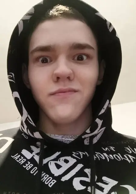 Александр из Краматорска, ищу на сайте общение