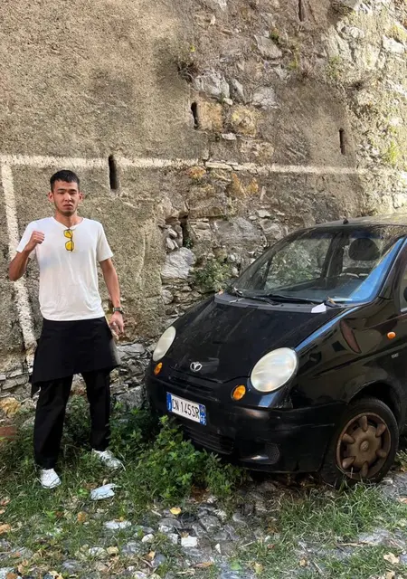 Есбол из Астаны, мне 22, познакомлюсь на одну ночь