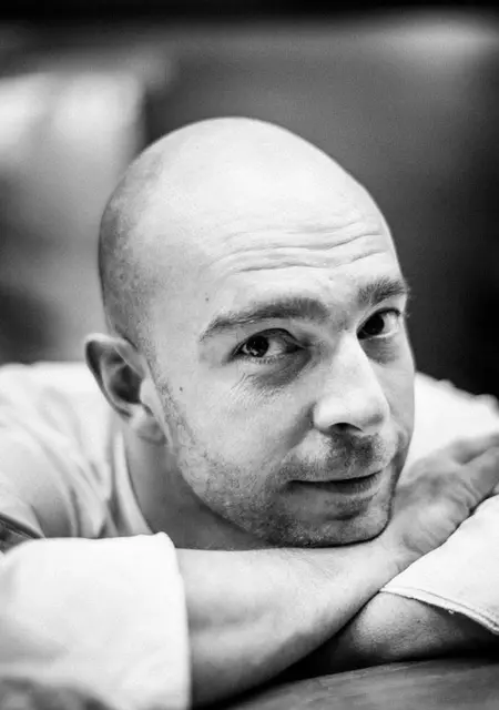 Matteo из Милана, мне 46, познакомлюсь для открытые отношения