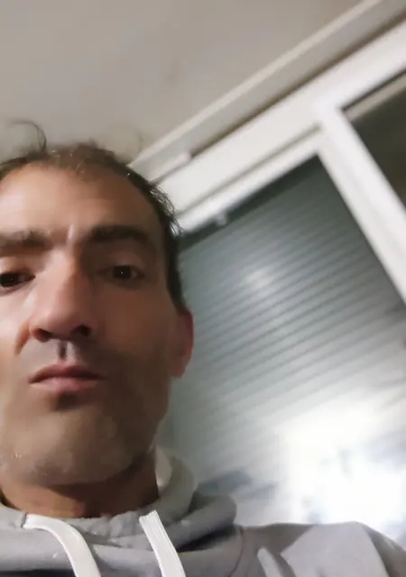 Jesus de Irún, tengo 46 años, listo para conocer para lío de una noche