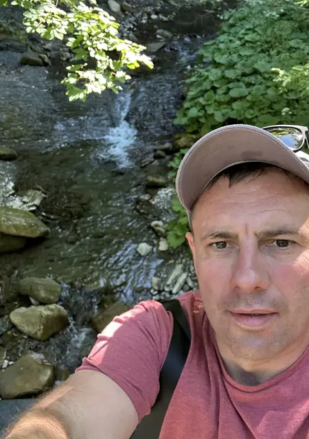 Володимир з Києва, мені 43 років, познайомлюсь для вірт