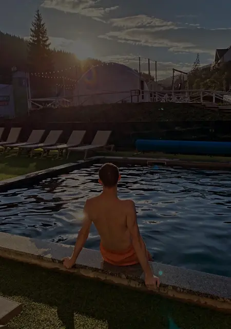 Артур из Кривого Рога, мне 19, познакомлюсь на одну ночь