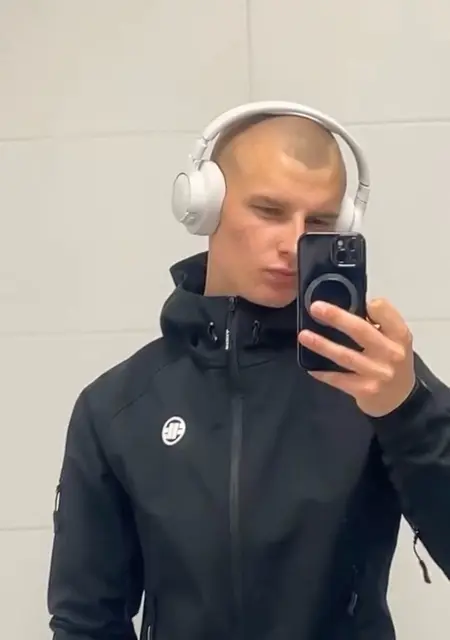 Олександр из Полтавы, мне 19, познакомлюсь на одну ночь