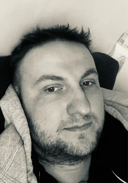 Mykhail из Цюриха, ищу на сайте знакомства на одну ночь