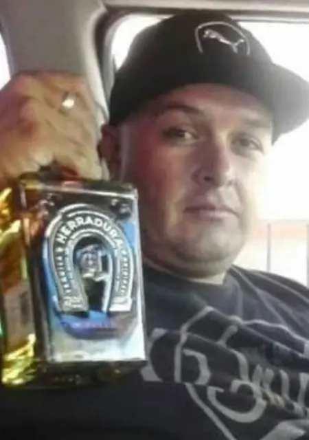 Я Marco Antonio, 42, знакомлюсь без обязательств в Гвадалахаре