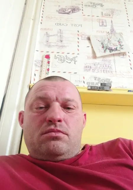 Ден из Калинковичей, ищу на сайте знакомства на одну ночь