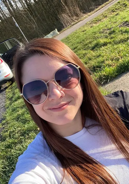 Я Катя, 31, знакомлюсь для открытые отношения в Кобург