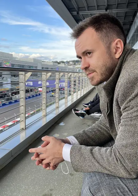 Александр из Берлина, ищу на сайте постоянные отношения