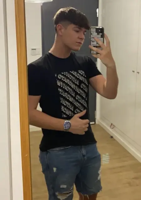 Pablo de Sevilla, tengo 19 años, listo para conocer para relación sin ataduras