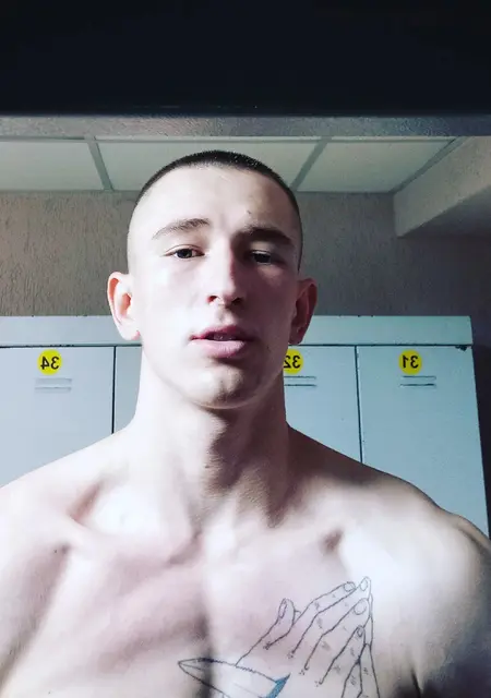 Я Влад, 26, из Могилёва, ищу знакомство для дружбы