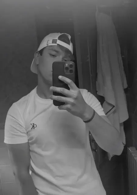 Dani de Vigo, tengo 23 años, listo para conocer para lío de una noche