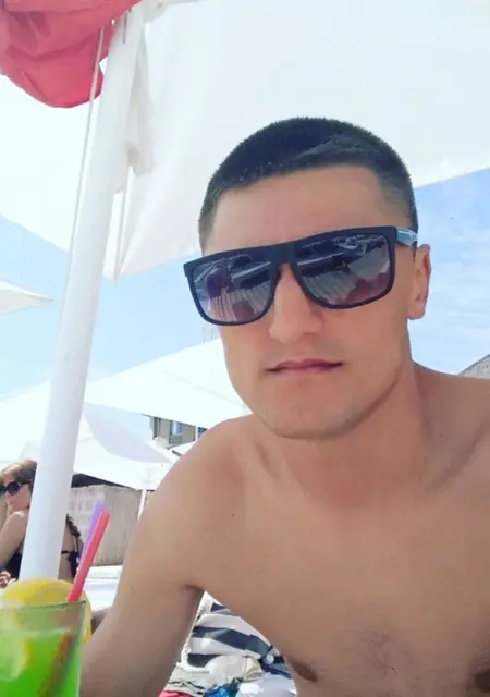 Я Антон, 34, знакомлюсь на одну ночь в Чернигове