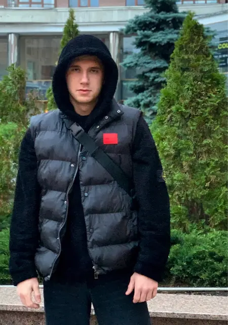 Я Влад, 21, из Львова, ищу знакомство для постоянных отношений