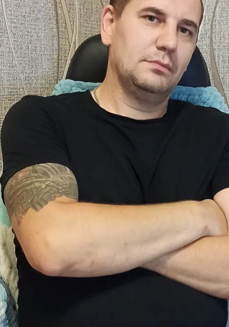 Я Владимир, 41, из Донецка, ищу знакомства на одну ночь