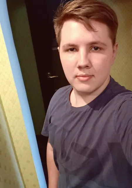 Я Никита, 22, из Вены, ищу знакомство для приятного времяпровождения