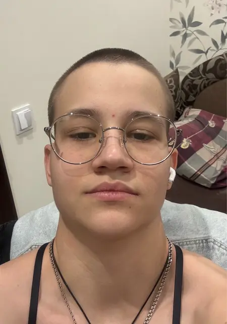 Nika з Київ, шукаю на сайті постійні стосунки