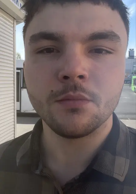 Я Макс, 22, из Минска, ищу знакомство для общения