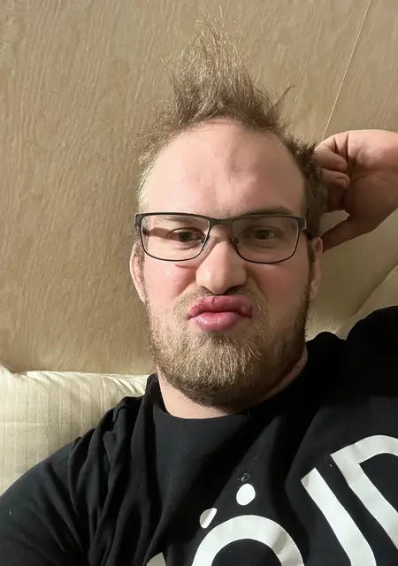 Я Jimmy, 33, знакомлюсь для постоянных отношений в Мальмё