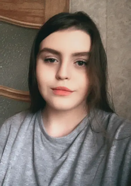 Полина из Брюсселя, мне 20, познакомлюсь для совместных путешествий