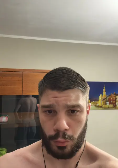 Я Georgian, 24, знакомлюсь без обязательств в Познани