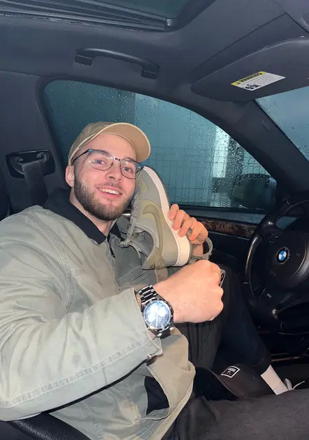 Я Andrew, 24, из Логойска, ищу знакомства на одну ночь