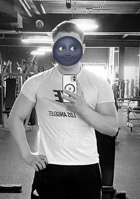 Max из Эмден, ищу на сайте открытые отношения