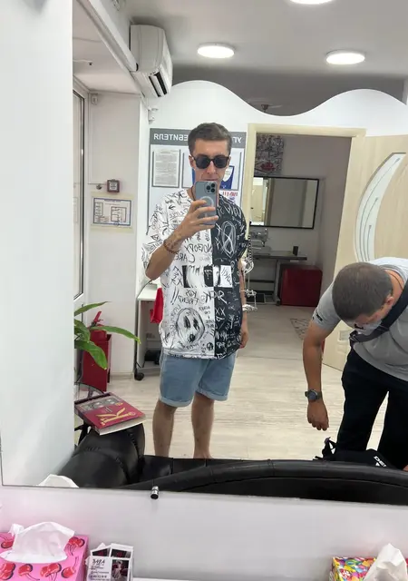 Я Олег, 29, знакомлюсь для общения в Луганске