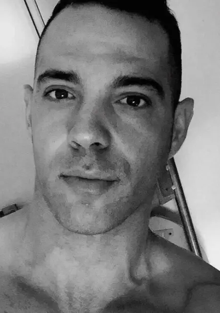 Soy Morenazo, 37 años de Málaga, busco conocer gente para lío de una noche