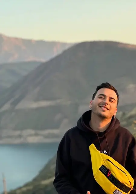 Я Миша, 27, знакомлюсь без обязательств в Ташкенте