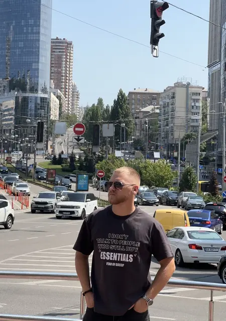 Анатолий з Києва, шукаю на сайті знайомства на одну ніч