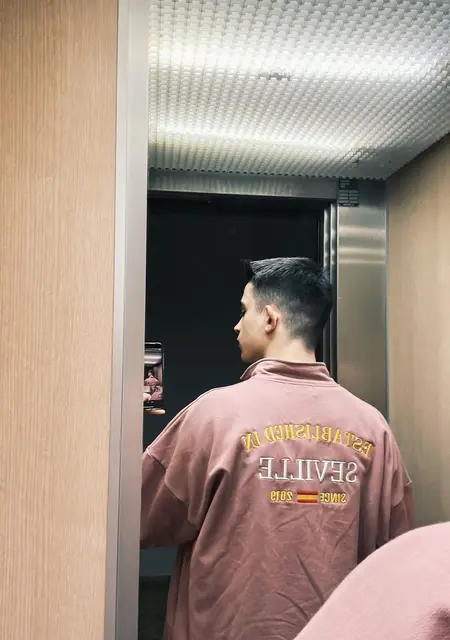 Я Victor, 23, знакомлюсь для открытые отношения в Касерес