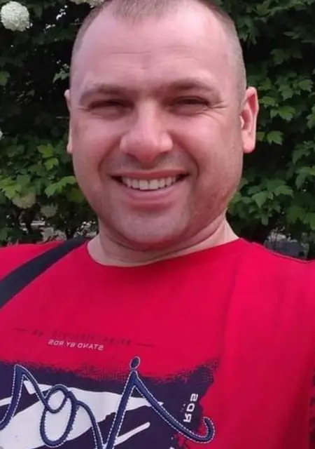 Olexandr из Черкасс, ищу на сайте постоянные отношения