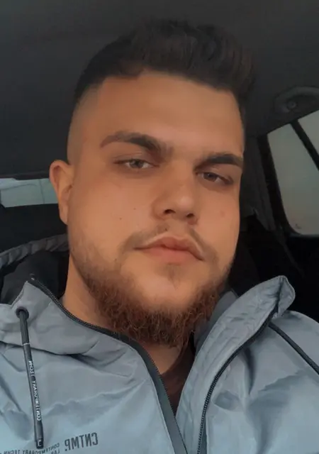 Я Stefan, 29, из Бухареста, ищу знакомство для открытые отношения