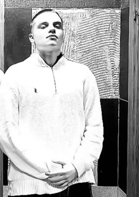 Андрій из Херсона, ищу на сайте приятное времяпровождение