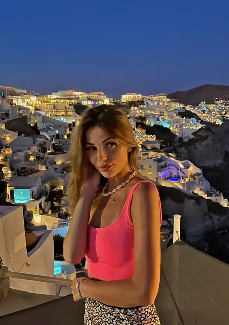 Я Валентина, 30 років з Київ, шукаю знайомство для спільні подорожі