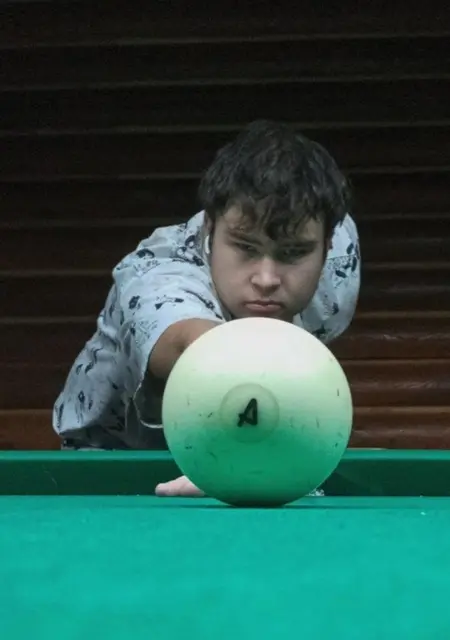 Денис из Ташкента, мне 18, познакомлюсь для вирта