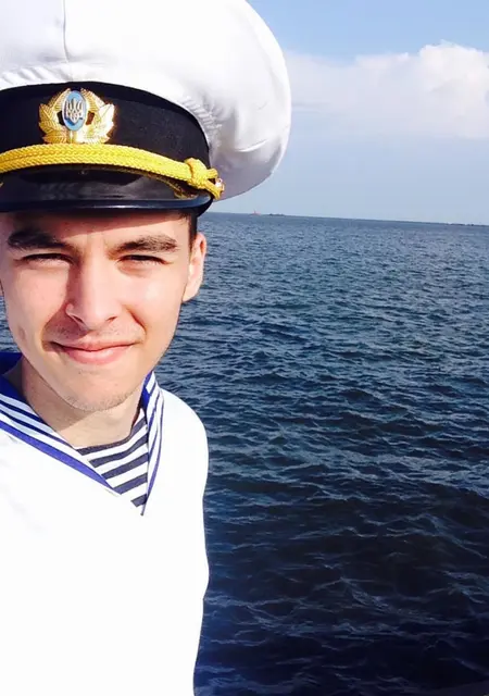 Андрей из Измаила, мне 26, познакомлюсь для постоянных отношений