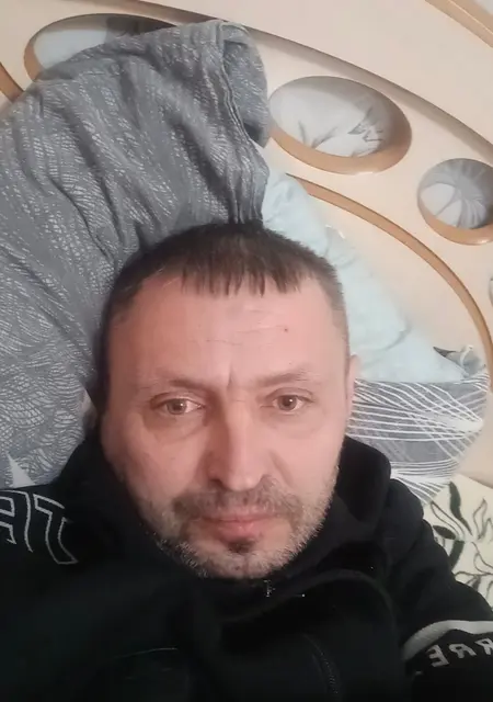 Андрей из Гродно, мне 45, познакомлюсь на одну ночь