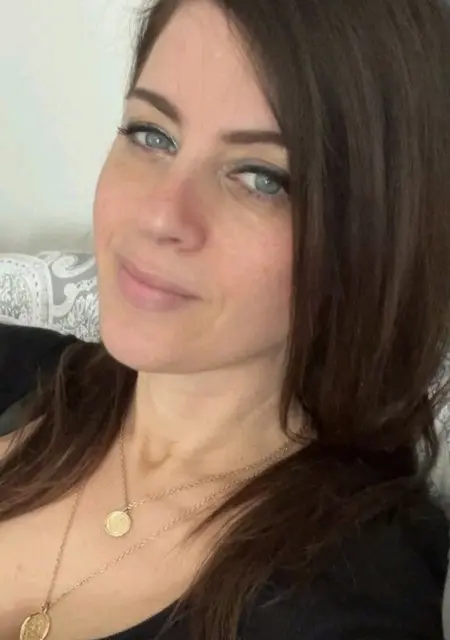 Aisha из Варшавы, мне 28, познакомлюсь на одну ночь