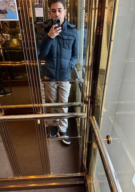 Omadbek из Бангкока, мне 25, познакомлюсь на одну ночь